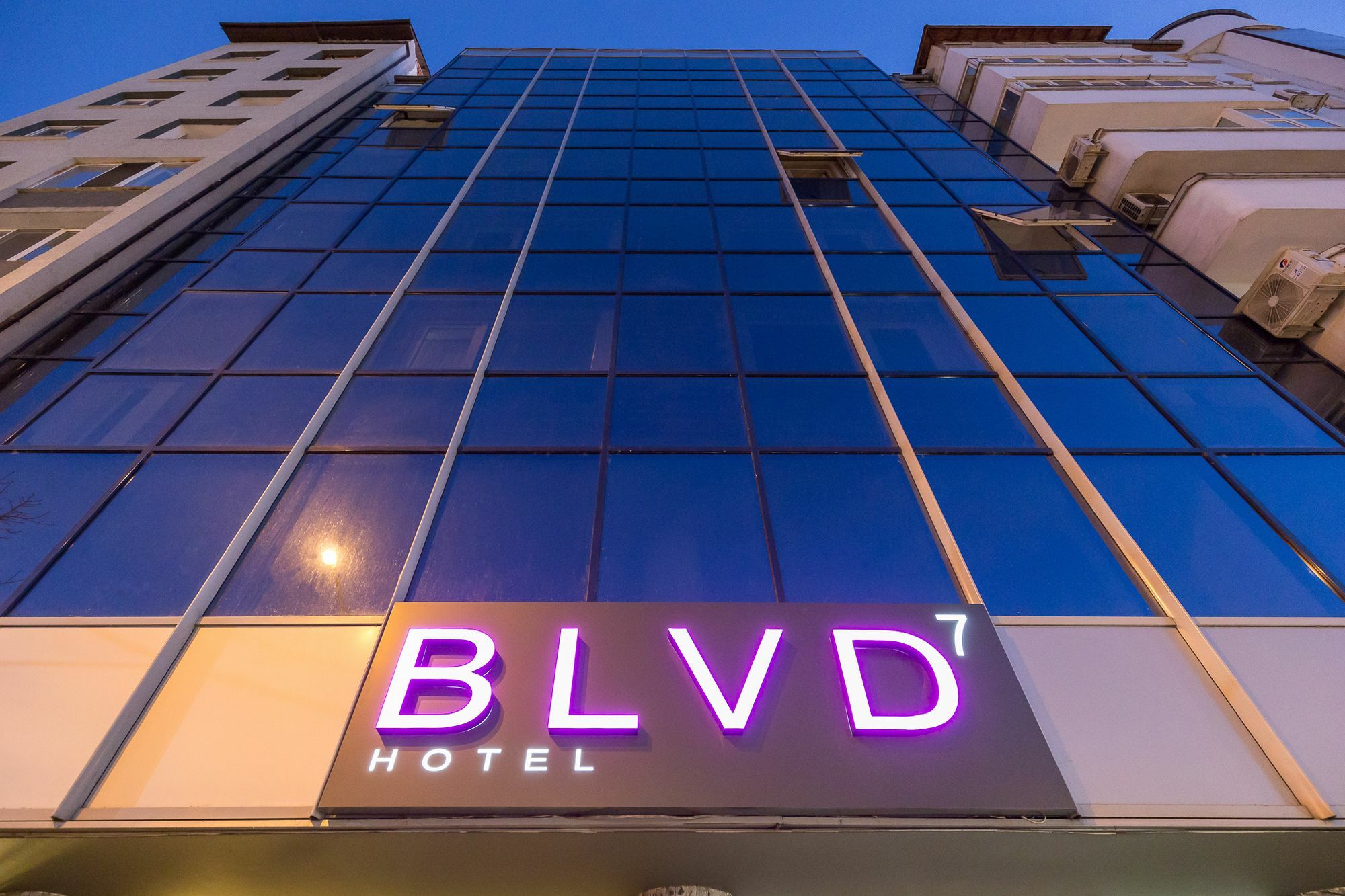 Hotel Blvd 7 พลอฟดิฟ ภายนอก รูปภาพ